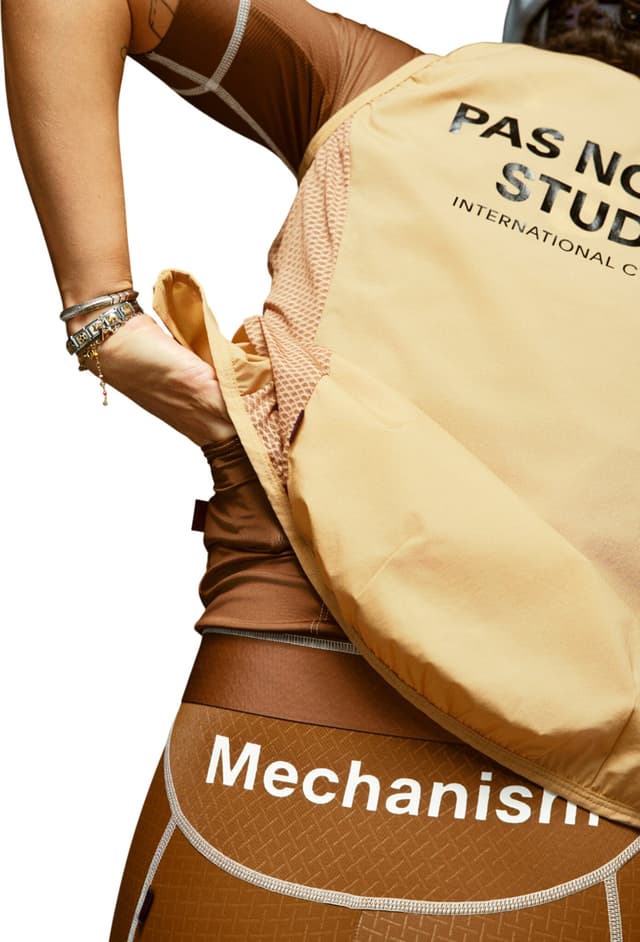 Pas Normal Studios Mechanism Stow Away Gilet - Women's | Altitude