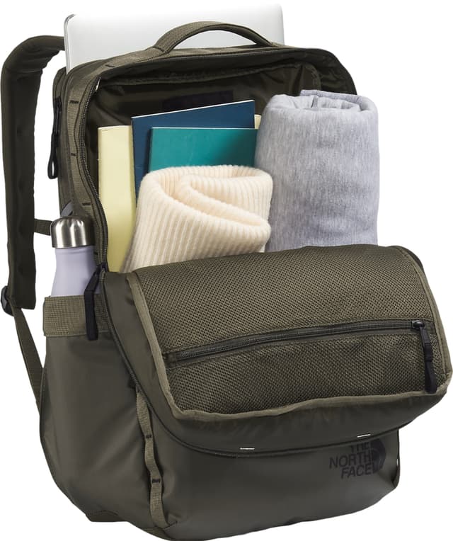 The North Face Base Camp Voyager Daypack 26L | Altitude Sports