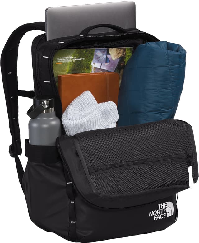 The North Face Base Camp Voyager Daypack 26L | The Last Hunt