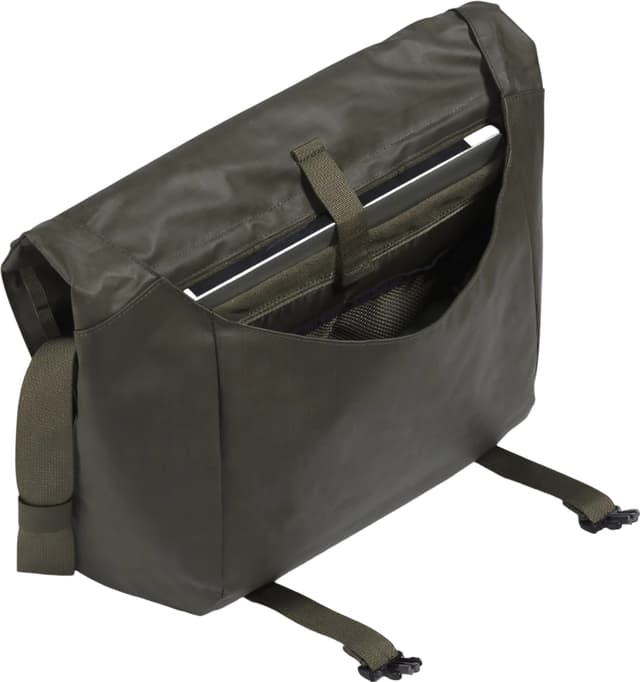 The North Face Base Camp Voyager Messenger Bag 12L | The