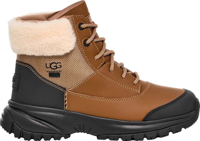 UGG Yose Fluff V2 Boots - Women's | The Last Hunt