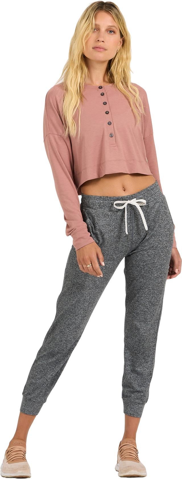 Vuori Performance Jogger - Women's | The Last Hunt